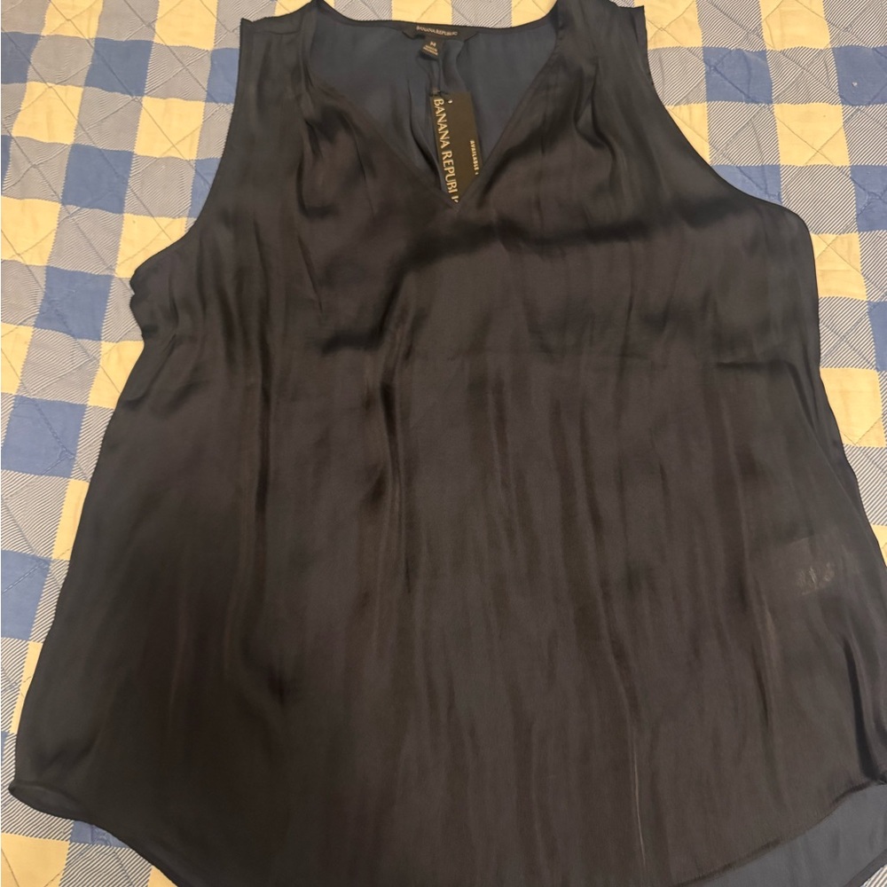 Banana Republic Women's Navy Silk-Blend Sleeveless Camisole